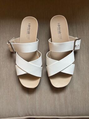Life Stride White Getaway Slide Sandals